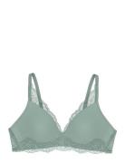 Amourette Charm T P Triumph Green