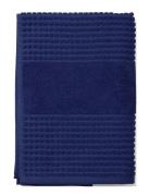 Check Håndklæde 70X140 Cm Marine Blå Juna Blue
