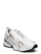 Speedometer Sneaker Steve Madden White
