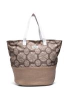 Waikiki Life Roxy Brown