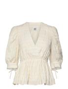 Pailin Top Twist & Tango Cream