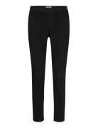 Sc-Nadira Soyaconcept Black