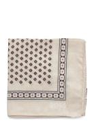 C-Pocket Sq.-251 BOSS Cream