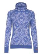 Saga Hood Kari Traa Blue