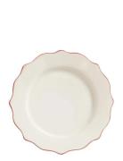 Carmine Scalloped Dinner Plate Anna + Nina White