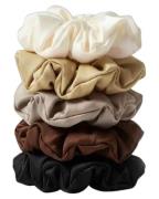 Yuaia Haircare Bløde Satin Hårelastikker Coffee   5 stk.