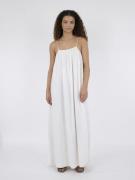 Neo Noir Allie Soft Linen Dress Kvinde White Maxi Kjoler Str 40 - hos ...