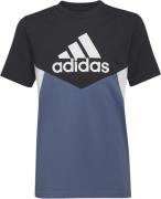 adidas Colourblock Tshirt 128 - T-shirts hos Magasin