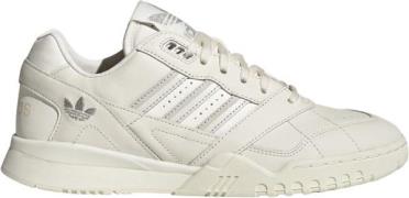 adidas A.R. Trainer Sneakers Kvinde Hvid Sneakers Str 36 - Læder hos M...