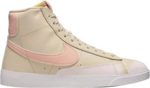 Nike Blazer Mid 77 Sneakers Kvinde Pink Sneakers Str 40 - hos Magasin