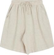 Grunt Tanja Linen Shorts Str XL/16Y - Sand Shorts & Bloomers hos Magas...