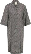 Heartmade Vatura Dress HM Kvinde Arctic Midi Kjoler Str 40 - hos Magas...