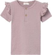 Lil' Atelier Nmfjamina SS Slim TOP LIL Str 98 - Fawn Toppe hos Magasin