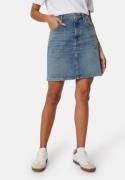 GANT Reg Denim Skirt Semi Light Blue Worn 44