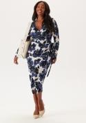 Happy Holly Long Sleeve Wrap Dress Patterned 44/46