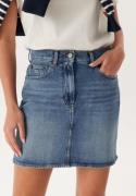 TOMMY JEANS Mom Skirt Bi0134 1A5 Denim Medium 28