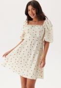 VERO MODA Vmodette 2/4 Short Dress Snow White Detail:strawberry W L