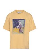 Brecellona Tee Tops T-Kortærmet Skjorte Yellow Grunt