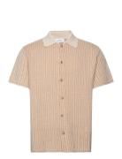 Easton Knitted Ss Shirt Tops Knitwear Short Sleeve Knitted Polos Beige...