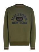 Monotype Collegiate Crewneck Tops Sweatshirts & Hoodies Sweatshirts Kh...