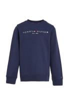 Essential Sweatshirt Tops Sweatshirts & Hoodies Sweatshirts Navy Tommy...