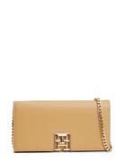 Th Reset Lrg Flap W Chain Bags Crossbody Bags Beige Tommy Hilfiger