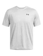 Ua Tech Vent Ss Sport T-Kortærmet Skjorte Grey Under Armour