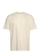 O-Neck Tee Over S/S Tops T-Kortærmet Skjorte Cream Lindbergh