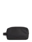 Business Tech 2G Washbag Toilettaske Black Calvin Klein