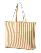 Hanna Shopper Bags Totes Yellow STUDIO FEDER