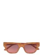 Kaws Accessories Sunglasses D-frame- Wayfarer Sunglasses Brown A.Kjærb...