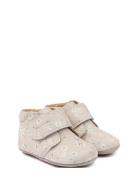 Beginners? Velcro Print Slippers Hjemmesko Beige Pom Pom