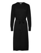 Manisuta Knælang Kjole Black Masai