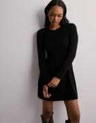 Only - Sort - Onlalma L/S O-Neck Dress Knt Noos