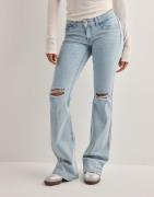 Nelly - Blå - Low Waist Perfect Bootcut Jeans