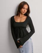 Nelly - Sort - Cute Hem Tie Top