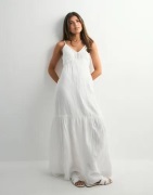 Pieces - Hvid - Pcastina Strap Maxi Dress Sww Bc