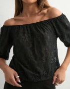 Nelly - Sort - Breezy Lace Top