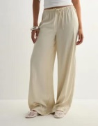 Nelly - Champagne - Pull On Satin Pants