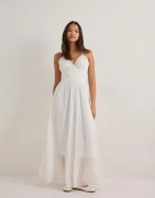 Nelly - Hvid - That Extra Dress