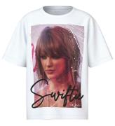 Name It T-Shirt - NkfDusan - Taylor Swift - Cloud Dancer