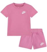 Nike ShortssÃ¦t - T-shirt/Shorts - Magic Flamingo